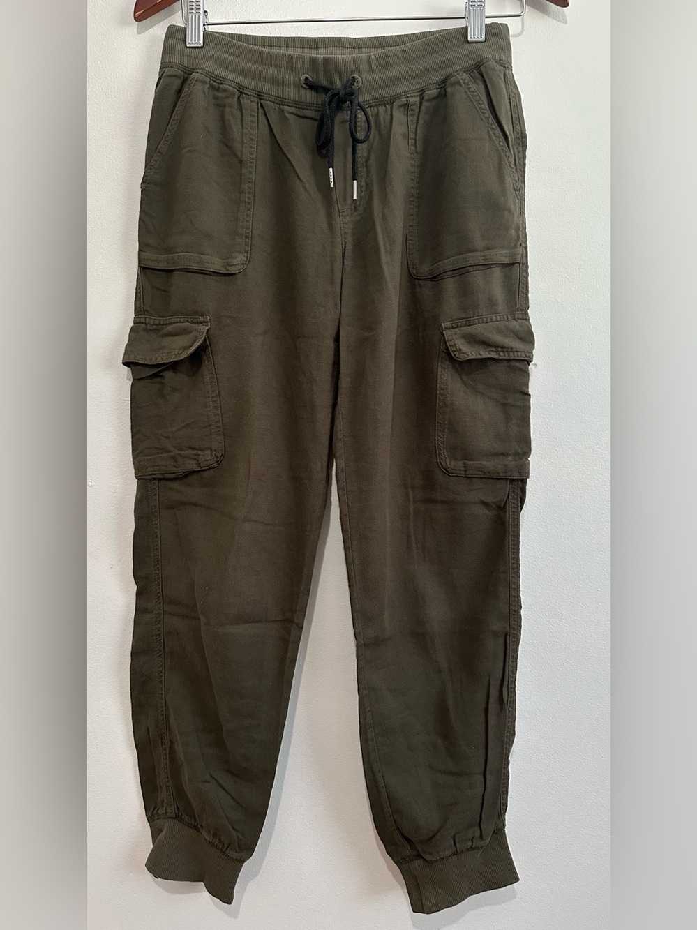 Women’s Olive Cargo Jogger Pants with Drawstring Waist